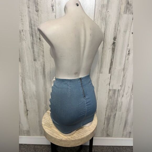Jean skirt - Picture 10 of 11
